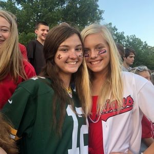 Meet your Posher, Abby